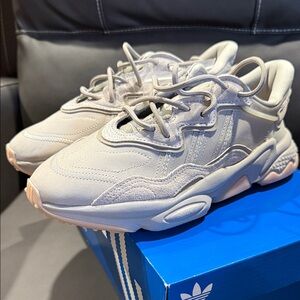 adidas Kids Neutral Blush Lace-Up Sneakers